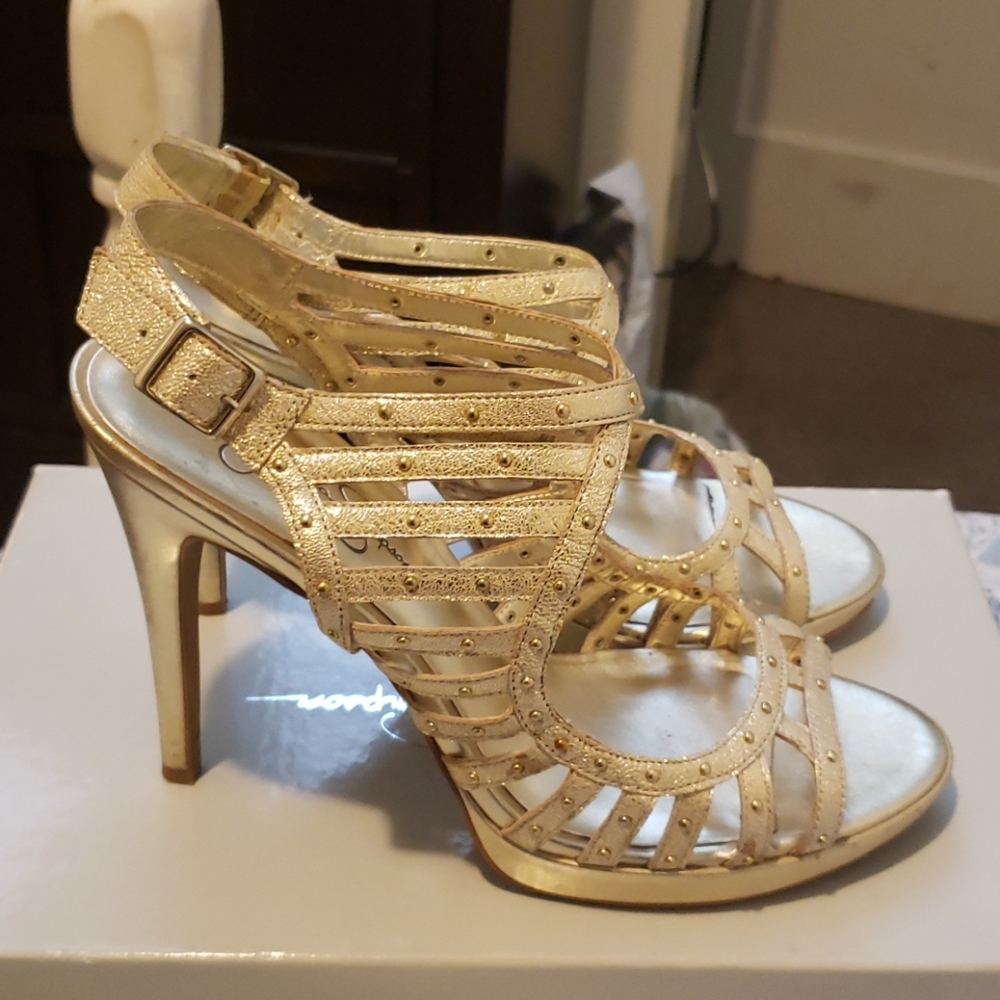 Jessica Simpson Heels - Picture 2 of 8